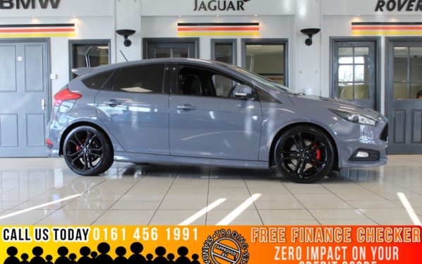 Used 2017 GREY FORD FOCUS Hatchback 2.0 ST-3 5d 247 BHP - TO ENQUIRE OR RESERVE CALL 0161 4561991 (reg. 2017-05-27) for sale in Marple
