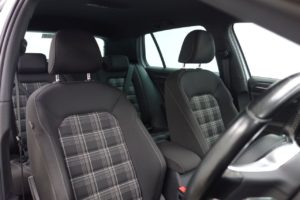 Used_2017_SILVER_VOLKSWAGEN_GOLF_2