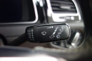 Used_2017_SILVER_VOLKSWAGEN_GOLF_2
