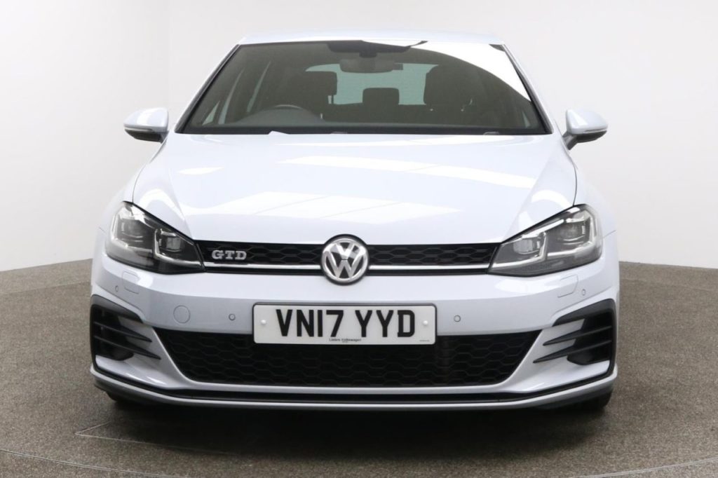 Used_2017_SILVER_VOLKSWAGEN_GOLF_2