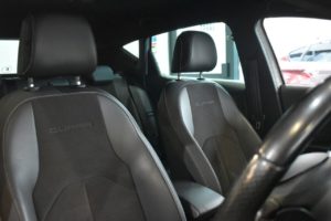 Used_2017_WHITE_SEAT_LEON_2