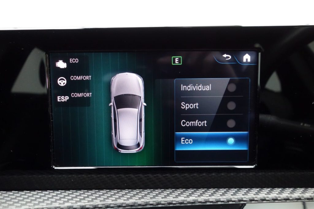 Used_2018_BLACK_MERCEDES-BENZ_A-CLASS_1