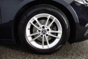 Used_2018_BLACK_MERCEDES-BENZ_A-CLASS_1