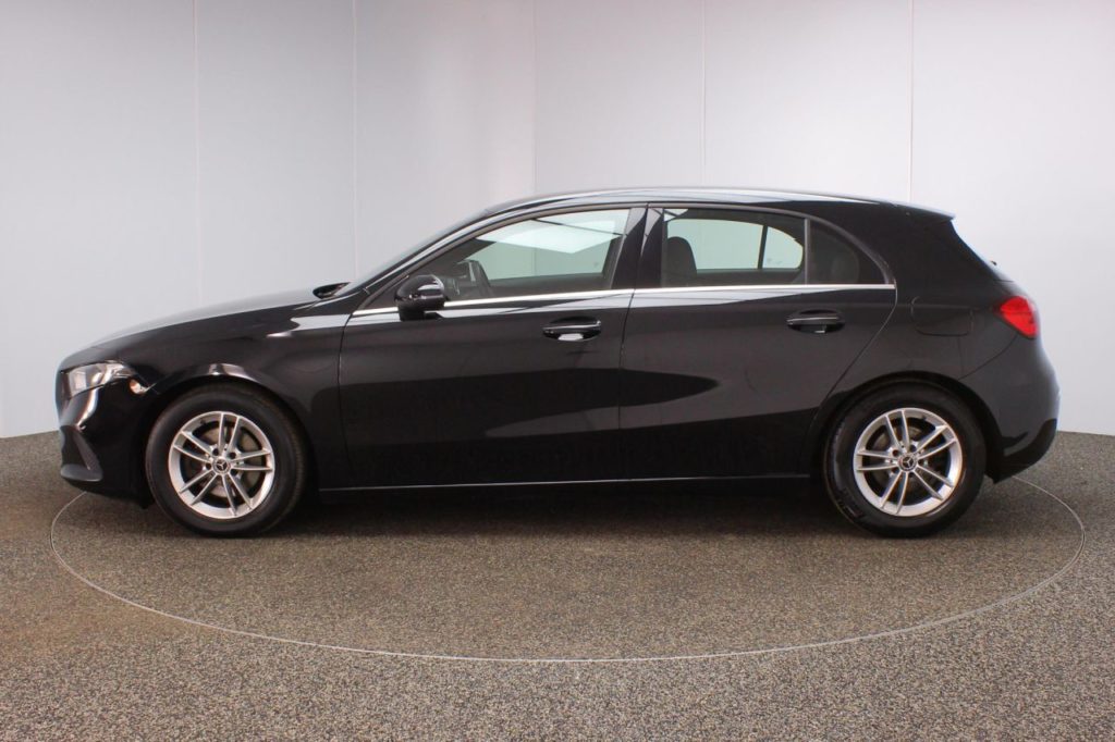 Used_2018_BLACK_MERCEDES-BENZ_A-CLASS_1