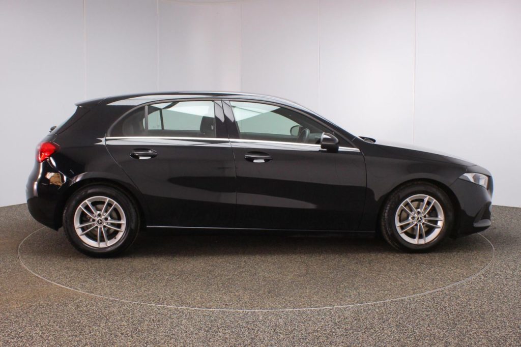 Used_2018_BLACK_MERCEDES-BENZ_A-CLASS_1