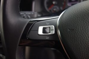 Used_2018_BLACK_VOLKSWAGEN_POLO_1