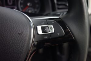 Used_2018_BLACK_VOLKSWAGEN_POLO_1