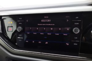 Used_2018_BLACK_VOLKSWAGEN_POLO_1