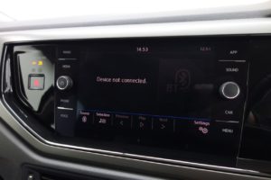Used_2018_BLACK_VOLKSWAGEN_POLO_1
