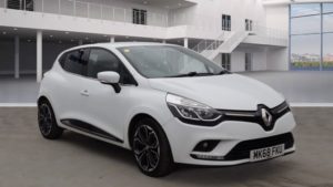 Used 2018 WHITE RENAULT CLIO Hatchback 1.5 ICONIC DCI 5d 89 BHP (reg. 2018-10-25) for sale in Lees