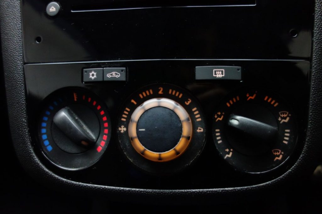 Used_2012_YELLOW_VAUXHALL_CORSA_1