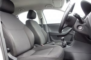 Used_2013_SILVER_SKODA_RAPID_1