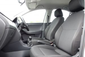Used_2013_SILVER_SKODA_RAPID_1