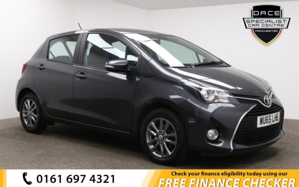 Used 2015 GREY TOYOTA YARIS Hatchback 1.3 VVT-I ICON 5d 99 BHP (reg. 2015-09-05) for sale in Whitefield