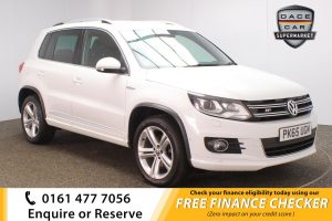 Used 2015 WHITE VOLKSWAGEN TIGUAN Estate 2.0 R LINE TDI BLUEMOTION TECHNOLOGY 4MOTION 4 x 4  5d 148 BHP (reg. 2015-10-05) for sale in Royton