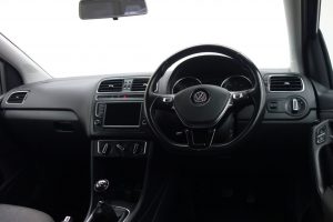 Used_2016_BLUE_VOLKSWAGEN_POLO_1