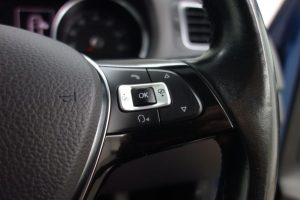 Used_2016_BLUE_VOLKSWAGEN_POLO_1