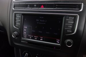 Used_2016_BLUE_VOLKSWAGEN_POLO_1