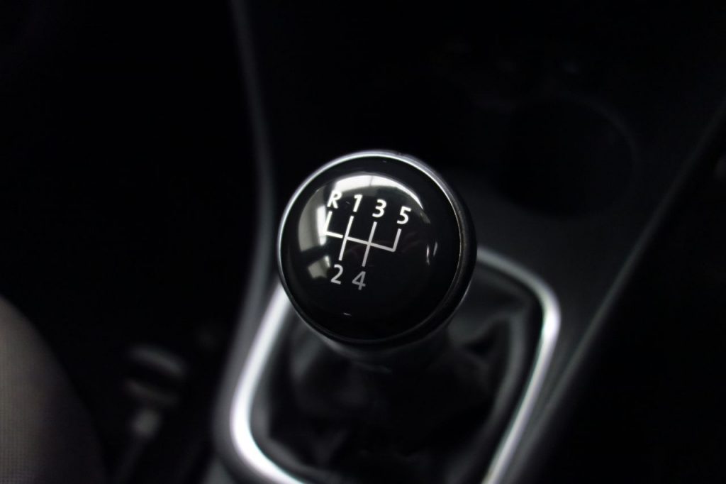 Used_2016_BLUE_VOLKSWAGEN_POLO_1