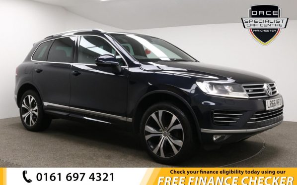 Used 2016 BLUE VOLKSWAGEN TOUAREG Estate 3.0 V6 R-LINE TDI BLUEMOTION TECHNOLOGY 5d AUTO 202 BHP (reg. 2016-09-13) for sale in Whitefield