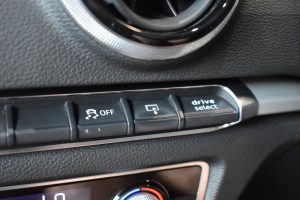 Used_2016_GREY_AUDI_A3_2