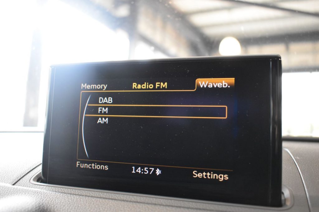 Used_2016_GREY_AUDI_A3_2