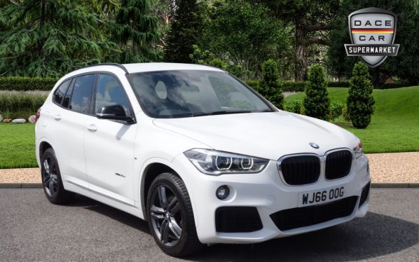 Used 2016 WHITE BMW X1 4x4 2.0 XDRIVE20D M SPORT 5d 188 BHP (reg. 2016-09-01) for sale in Royton