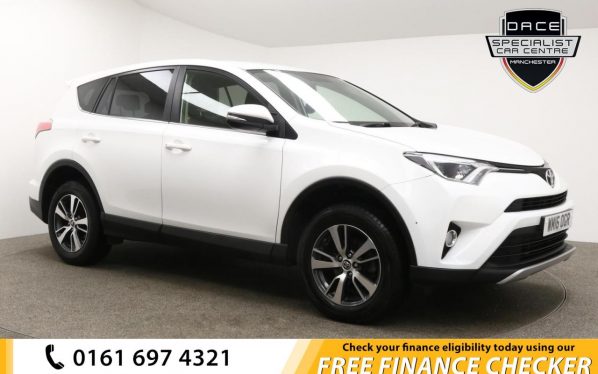 Used 2016 WHITE TOYOTA RAV4 Estate 2.0 D-4D BUSINESS EDITION 5d 143 BHP (reg. 2016-07-11) for sale in Whitefield