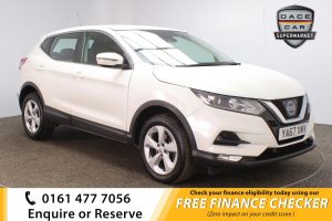 Used 2017 WHITE NISSAN QASHQAI Hatchback 1.5 DCI ACENTA 5d 108 BHP (reg. 2017-12-20) for sale in Royton