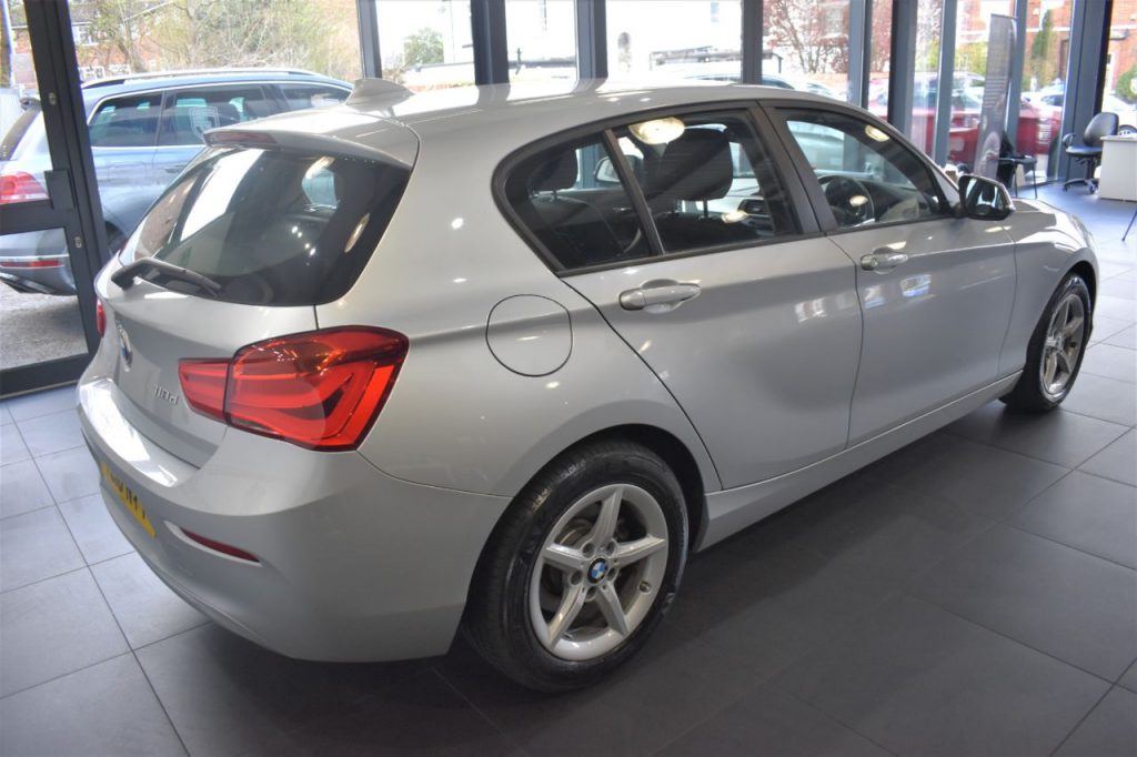 Used_2018_SILVER_BMW_1-SERIES_2