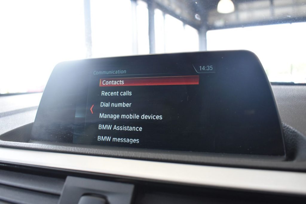 Used_2018_SILVER_BMW_1-SERIES_2