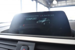 Used_2018_SILVER_BMW_1-SERIES_2