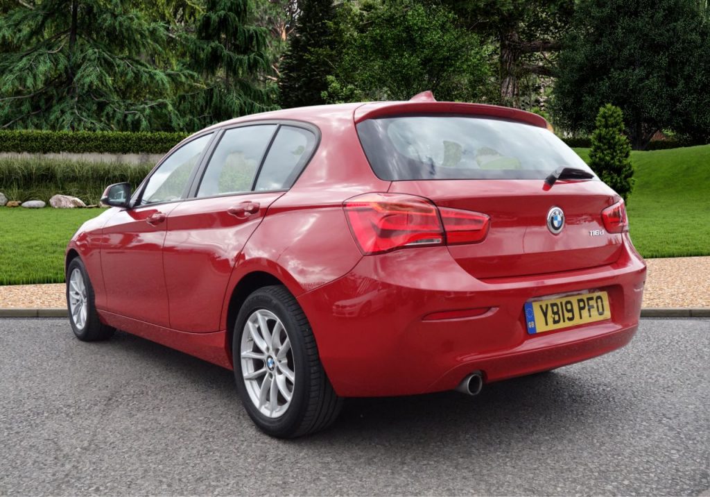 Used_2019_RED_BMW_1-SERIES_1