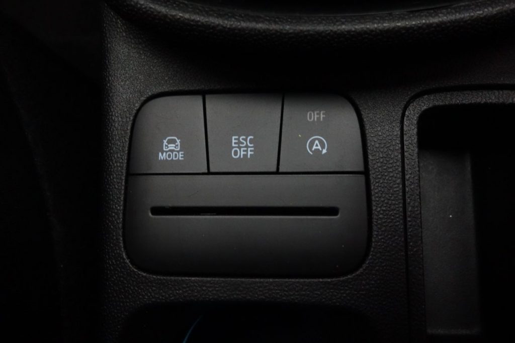Used_2019_SILVER_FORD_FIESTA_1