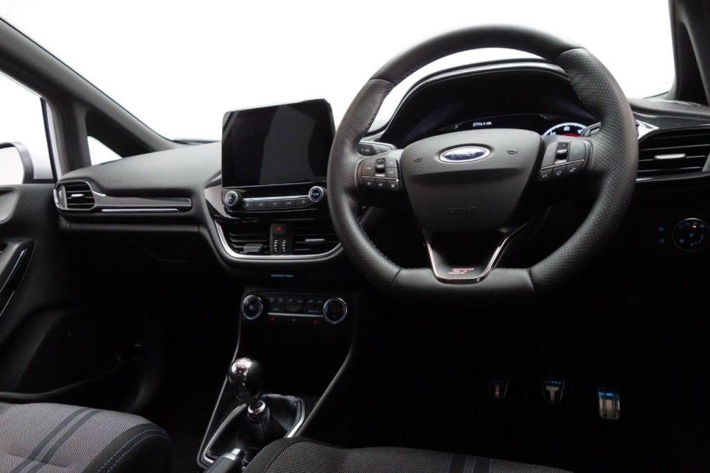 Used_2019_SILVER_FORD_FIESTA_1