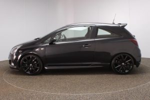Used_2015_BLACK_VAUXHALL_CORSA_1