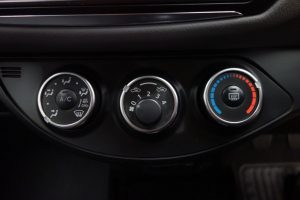 Used_2015_GREY_TOYOTA_YARIS_1
