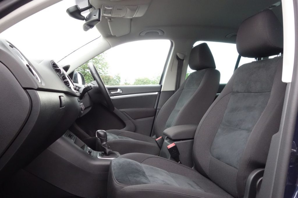 Used_2016_BLUE_VOLKSWAGEN_TIGUAN_2