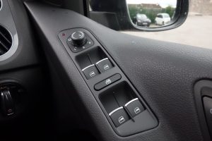 Used_2016_BLUE_VOLKSWAGEN_TIGUAN_2