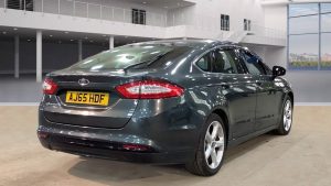 Used_2016_GREEN_FORD_MONDEO_2