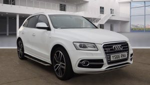 Used 2016 WHITE AUDI SQ5 Estate 3.0 SQ5 TDI QUATTRO 5d AUTO 322 BHP (reg. 2016-12-12) for sale in Saddleworth