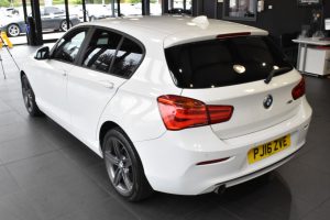 Used_2016_WHITE_BMW_1-SERIES_1