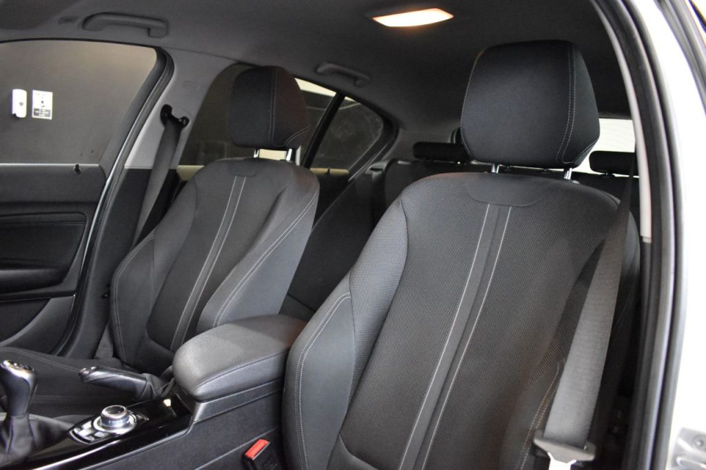 Used_2016_WHITE_BMW_1-SERIES_1