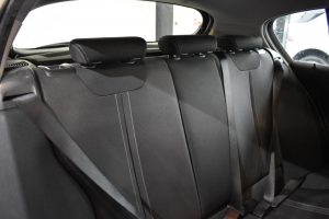 Used_2016_WHITE_BMW_1-SERIES_1