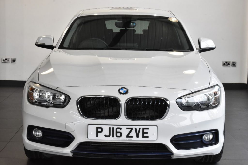 Used_2016_WHITE_BMW_1-SERIES_1
