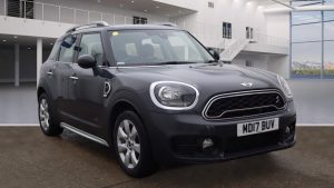 Used 2017 GREY MINI COUNTRYMAN Hatchback 2.0 COOPER S ALL4 5DR AUTO 189 BHP (reg. 2017-06-30) for sale in Urmston
