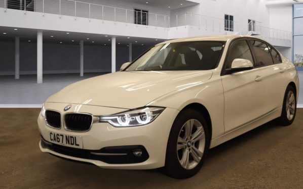Used 2018 WHITE BMW 3 SERIES Saloon 2.0 320D SPORT 4d AUTO 188 BHP (reg. 2018-01-18) for sale in Farnworth