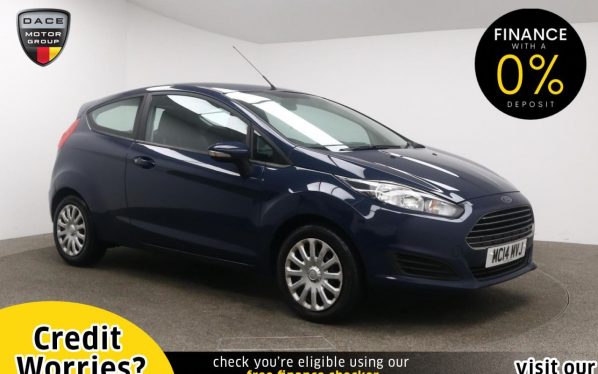 Used 2014 BLUE FORD FIESTA Hatchback 1.2 STYLE 3d 59 BHP (reg. 2014-08-14) for sale in Manchester