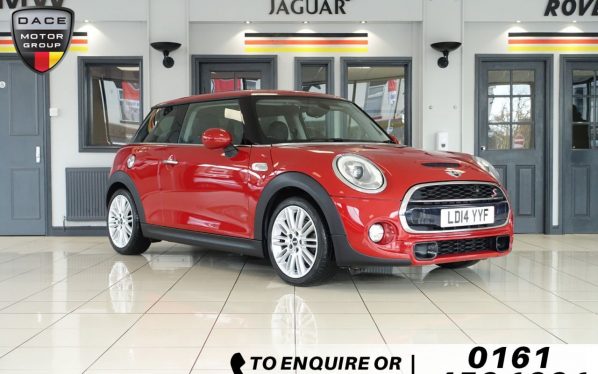 Used 2014 RED MINI HATCH COOPER Hatchback 2.0 COOPER S 3d 189 BHP (reg. 2014-06-17) for sale in Wilmslow