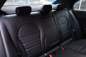 Used_2015_GREY_MERCEDES-BENZ_C-CLASS_1